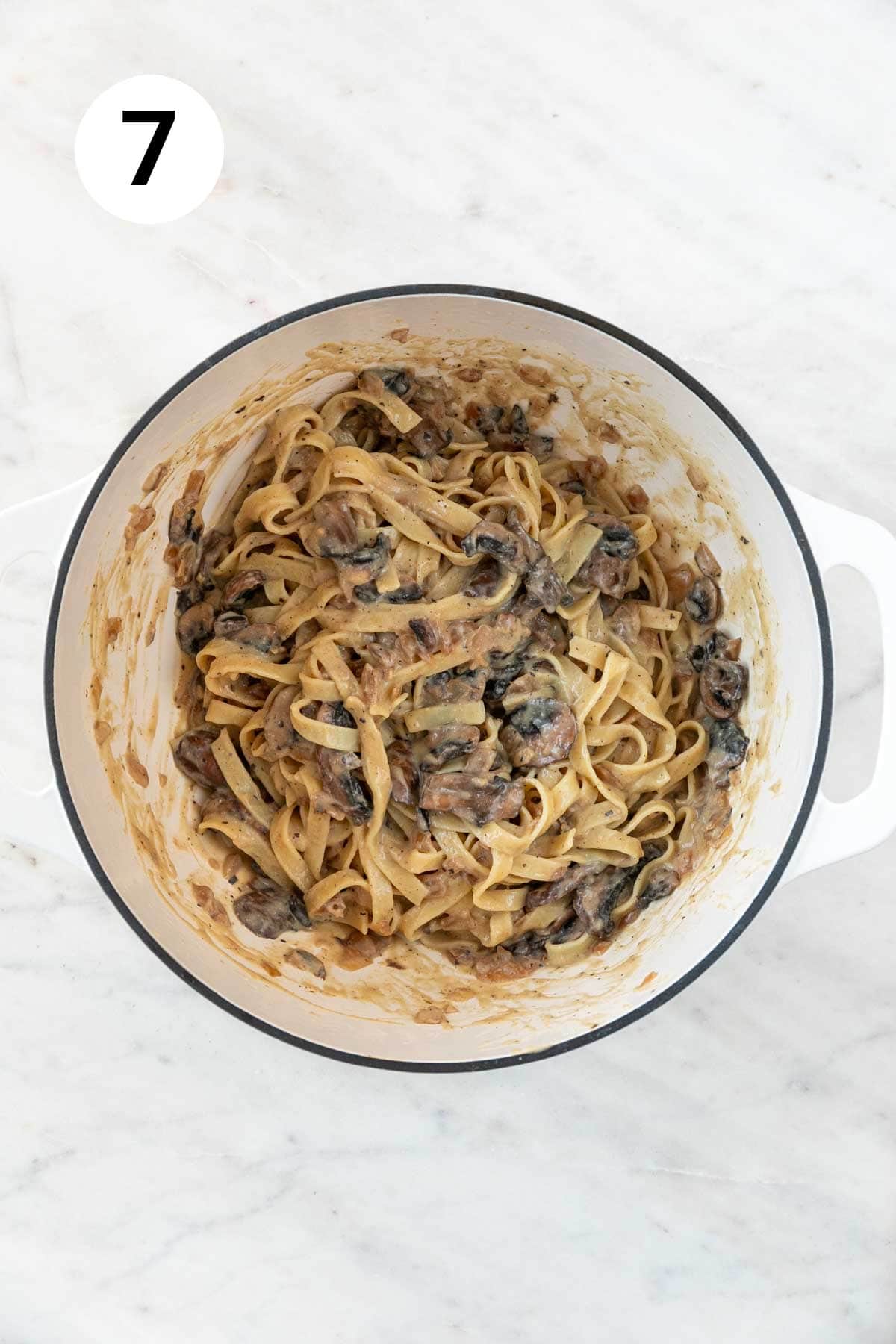 Vegan mushroom pasta in a large pot.