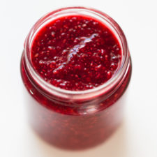 How To Make Chia Seed Jam - Our tutorial will show you how to make chia seed jam at home. It requires 10 minutes and 5 ingredients. Feel free to use any fresh or frozen fruit or any sweetener you have on hand. #vegan #glutenfree #simpleveganblog