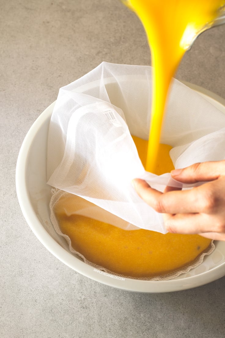 How to Make Juice with a Blender