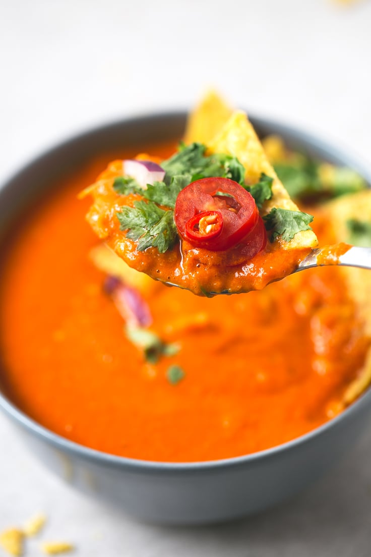 Tomato soup | simpleveganblog.com #vegan #glutenfree