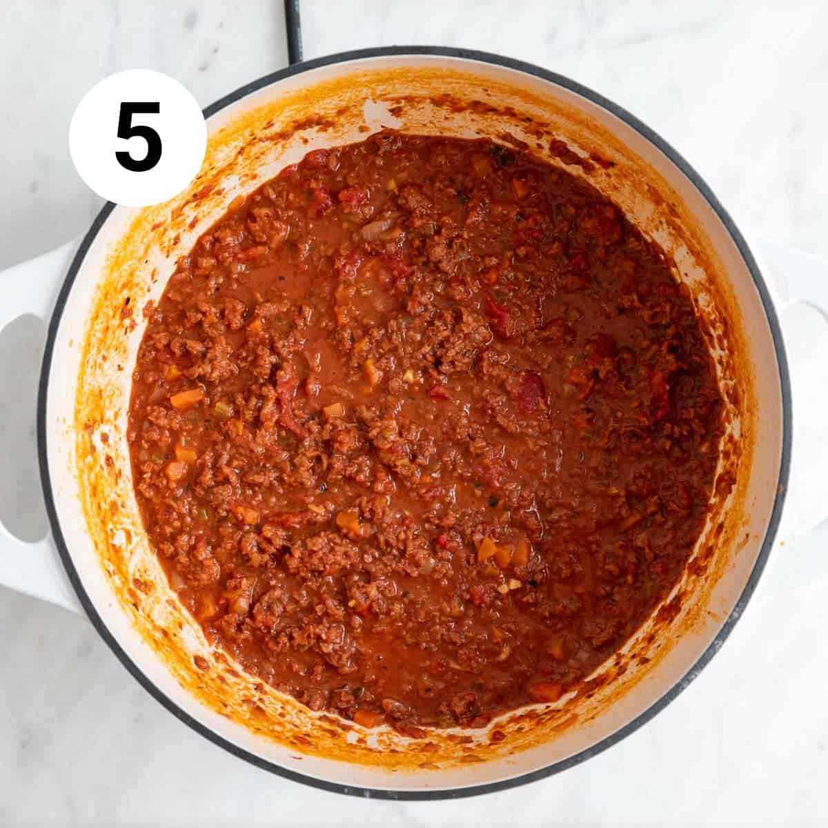 Vegan bolognese sauce in a pot.