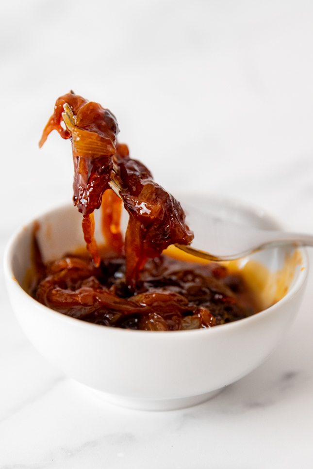 Photo of the onion sauce needed to make vegan hot dogs
