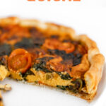 Close-up photo of a vegan quiche with the words vegan quiche