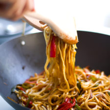 Vegan Stir Fried Udon Noodles. This 15 minute stir fry is so easy and so delicious!
