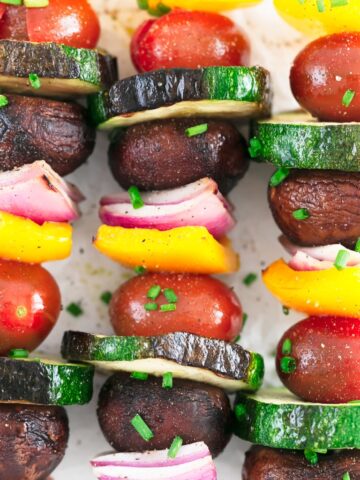 Vegetable Kabobs. - Grilled, 25-minutes vegetable kabobs, a healthy side dish to any meal. They're perfect for summertime barbecues, picnics and potlucks. #vegan #glutenfree #simpleveganblog