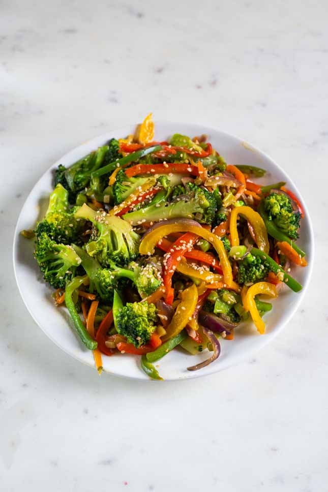 A picture of a dish with veggie stir fry made from scratch